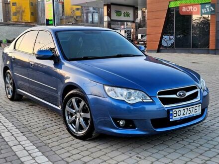 Субару Легаси 2007 в Волочиске на Automoto.ua Синий Субару Легаси, объемом двигателя 2 л и пробегом 240 тыс. км за 6800 $, фото 1 на Automoto.ua