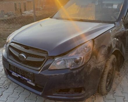 Синій Субару Легасі, об'ємом двигуна 2.5 л та пробігом 225 тис. км за 2000 $, фото 1 на Automoto.ua