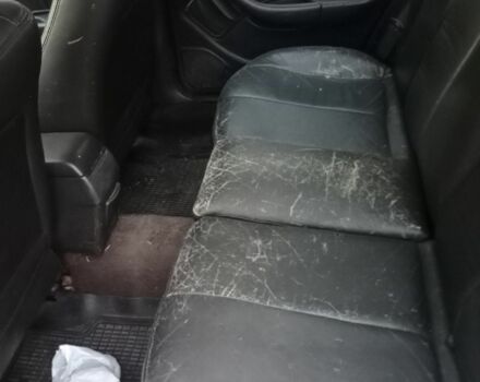 Зеленый Субару Легаси, объемом двигателя 1.5 л и пробегом 200 тыс. км за 2000 $, фото 4 на Automoto.ua