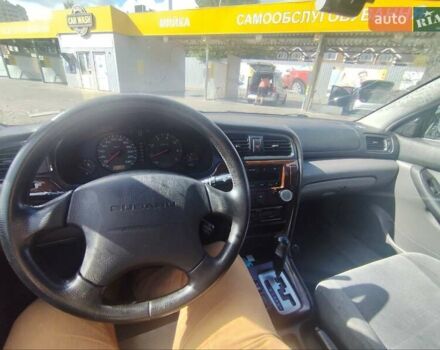 Зеленый Субару Легаси, объемом двигателя 1.99 л и пробегом 388 тыс. км за 2700 $, фото 1 на Automoto.ua