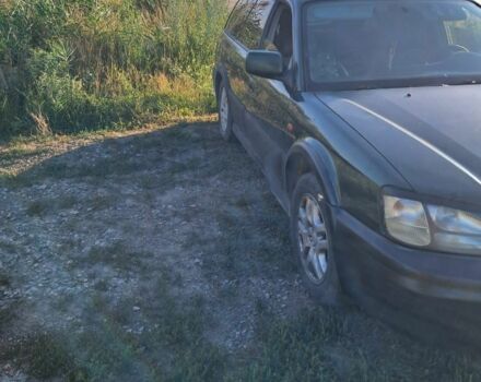 Зеленый Субару Легаси, объемом двигателя 2.5 л и пробегом 250 тыс. км за 2900 $, фото 2 на Automoto.ua