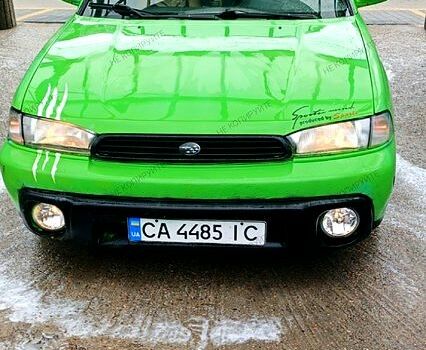 Зеленый Субару Легаси, объемом двигателя 2.5 л и пробегом 230 тыс. км за 3000 $, фото 1 на Automoto.ua