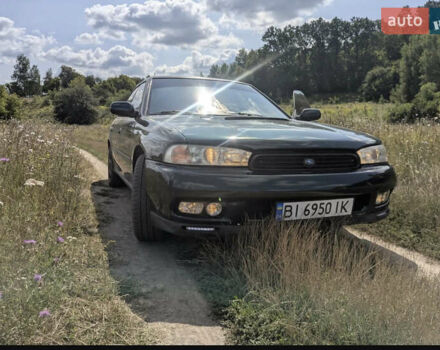 Зеленый Субару Легаси, объемом двигателя 1.99 л и пробегом 260 тыс. км за 3000 $, фото 1 на Automoto.ua