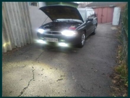 Субару Легаси 1998 в Полтаве на Automoto.ua Зеленый Субару Легаси, объемом двигателя 2 л и пробегом 263 тыс. км за 4300 $, фото 1 на Automoto.ua
