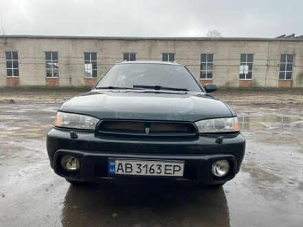 Зеленый Субару Легаси, объемом двигателя 2 л и пробегом 240 тыс. км за 1300 $, фото 1 на Automoto.ua