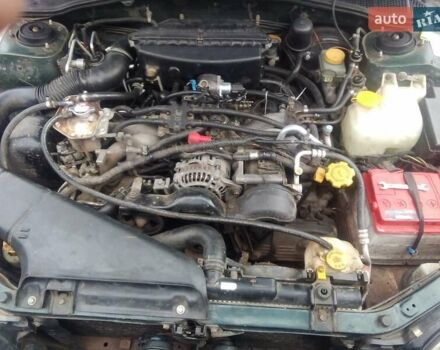 Зелений Субару Легасі, об'ємом двигуна 2 л та пробігом 306 тис. км за 4800 $, фото 1 на Automoto.ua