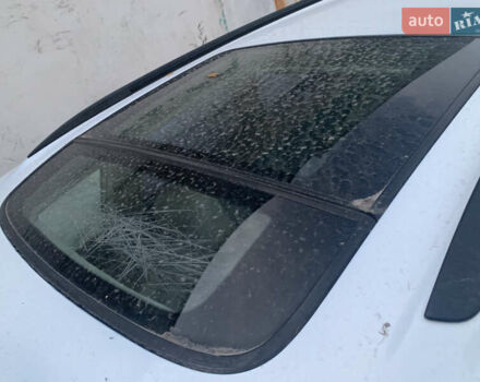 Білий Субару Аутбек, об'ємом двигуна 3 л та пробігом 111 тис. км за 2500 $, фото 11 на Automoto.ua