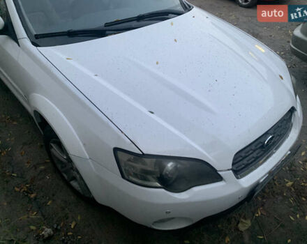 Білий Субару Аутбек, об'ємом двигуна 3 л та пробігом 111 тис. км за 2500 $, фото 7 на Automoto.ua