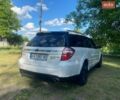 Белый Субару Аутбек, объемом двигателя 3 л и пробегом 315 тыс. км за 6800 $, фото 3 на Automoto.ua