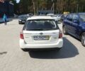 Білий Субару Аутбек, об'ємом двигуна 2 л та пробігом 250 тис. км за 4500 $, фото 4 на Automoto.ua