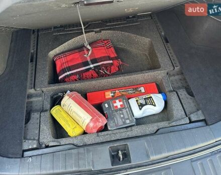 Білий Субару Аутбек, об'ємом двигуна 2.46 л та пробігом 209 тис. км за 10500 $, фото 17 на Automoto.ua