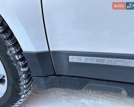 Білий Субару Аутбек, об'ємом двигуна 2.46 л та пробігом 209 тис. км за 10500 $, фото 24 на Automoto.ua