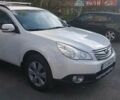 Субару Аутбек 2010 у Черкасах на Automoto.ua Білий Субару Аутбек, об'ємом двигуна 3.6 л та пробігом 297 тис. км за 9999 $, фото 4 на Automoto.ua