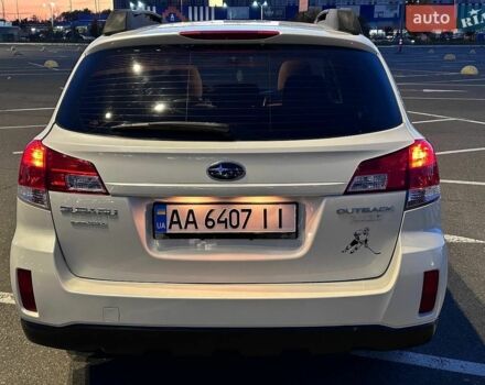 Білий Субару Аутбек, об'ємом двигуна 2.46 л та пробігом 250 тис. км за 7800 $, фото 17 на Automoto.ua