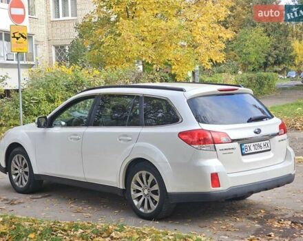 Субару Аутбек 2010 у Львові на Automoto.ua Білий Субару Аутбек, об'ємом двигуна 2.46 л та пробігом 270 тис. км за 7700 $, фото 11 на Automoto.ua