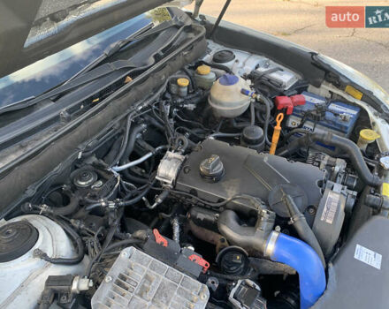 Субару Аутбек 2010 у Белой Церкве на Automoto.ua Білий Субару Аутбек, об'ємом двигуна 2 л та пробігом 355 тис. км за 9000 $, фото 15 на Automoto.ua