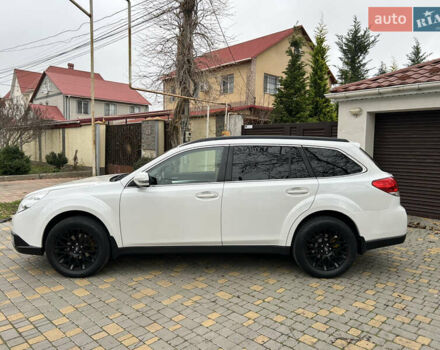 Белый Субару Аутбек, объемом двигателя 2.46 л и пробегом 194 тыс. км за 10300 $, фото 7 на Automoto.ua