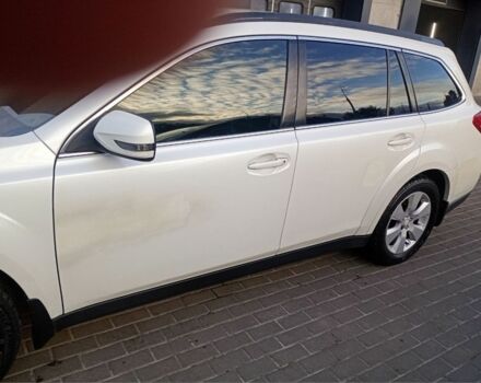 Білий Субару Аутбек, об'ємом двигуна 2.5 л та пробігом 250 тис. км за 6500 $, фото 7 на Automoto.ua