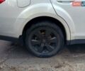 Субару Аутбек 2010 у Черкасах на Automoto.ua Білий Субару Аутбек, об'ємом двигуна 3.6 л та пробігом 297 тис. км за 9999 $, фото 32 на Automoto.ua