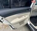 Білий Субару Аутбек, об'ємом двигуна 2.46 л та пробігом 250 тис. км за 6000 $, фото 10 на Automoto.ua