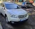 Белый Субару Аутбек, объемом двигателя 2.46 л и пробегом 160 тыс. км за 9500 $, фото 1 на Automoto.ua