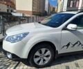 Білий Субару Аутбек, об'ємом двигуна 2.5 л та пробігом 230 тис. км за 9500 $, фото 2 на Automoto.ua