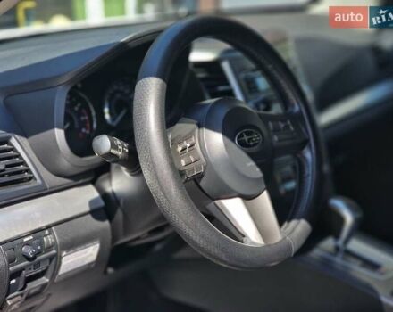 Белый Субару Аутбек, объемом двигателя 2.46 л и пробегом 280 тыс. км за 9500 $, фото 6 на Automoto.ua