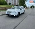 Белый Субару Аутбек, объемом двигателя 2.46 л и пробегом 235 тыс. км за 10300 $, фото 1 на Automoto.ua