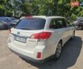 Білий Субару Аутбек, об'ємом двигуна 2.4 л та пробігом 265 тис. км за 8800 $, фото 4 на Automoto.ua