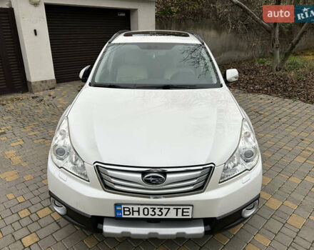 Белый Субару Аутбек, объемом двигателя 2.46 л и пробегом 194 тыс. км за 10300 $, фото 9 на Automoto.ua