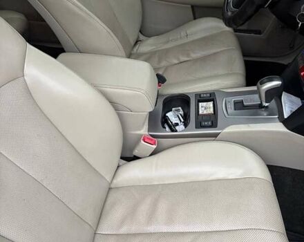 Белый Субару Аутбек, объемом двигателя 2.46 л и пробегом 312 тыс. км за 10000 $, фото 13 на Automoto.ua