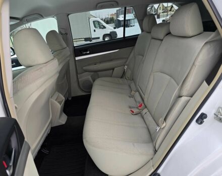 Білий Субару Аутбек, об'ємом двигуна 2.46 л та пробігом 189 тис. км за 8999 $, фото 9 на Automoto.ua