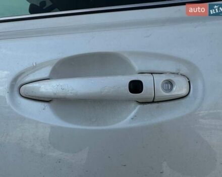 Білий Субару Аутбек, об'ємом двигуна 2.46 л та пробігом 305 тис. км за 9990 $, фото 29 на Automoto.ua