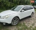 Белый Субару Аутбек, объемом двигателя 2.46 л и пробегом 217 тыс. км за 9500 $, фото 1 на Automoto.ua