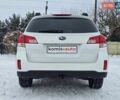 Білий Субару Аутбек, об'ємом двигуна 2.46 л та пробігом 189 тис. км за 8999 $, фото 6 на Automoto.ua