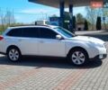Белый Субару Аутбек, объемом двигателя 1.99 л и пробегом 200 тыс. км за 7700 $, фото 2 на Automoto.ua