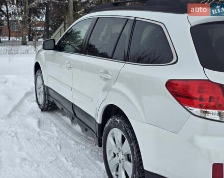 Білий Субару Аутбек, об'ємом двигуна 2.46 л та пробігом 189 тис. км за 8999 $, фото 20 на Automoto.ua