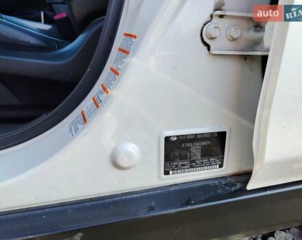 Белый Субару Аутбек, объемом двигателя 2.46 л и пробегом 250 тыс. км за 10000 $, фото 22 на Automoto.ua