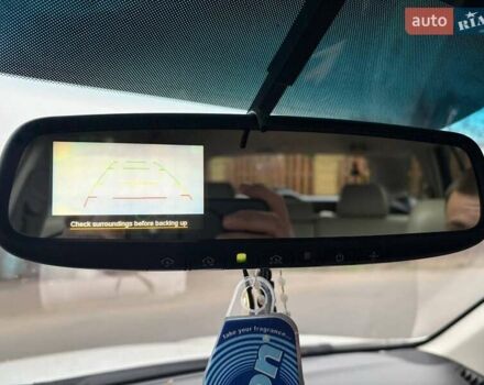 Белый Субару Аутбек, объемом двигателя 2.46 л и пробегом 312 тыс. км за 10000 $, фото 14 на Automoto.ua