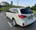 Белый Субару Аутбек, объемом двигателя 2.5 л и пробегом 230 тыс. км за 8600 $, фото 1 на Automoto.ua