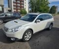Білий Субару Аутбек, об'ємом двигуна 2 л та пробігом 290 тис. км за 6499 $, фото 5 на Automoto.ua