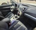 Белый Субару Аутбек, объемом двигателя 0 л и пробегом 290 тыс. км за 5998 $, фото 7 на Automoto.ua