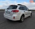 Білий Субару Аутбек, об'ємом двигуна 2.5 л та пробігом 230 тис. км за 10300 $, фото 2 на Automoto.ua