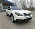Белый Субару Аутбек, объемом двигателя 2.5 л и пробегом 205 тыс. км за 5999 $, фото 6 на Automoto.ua