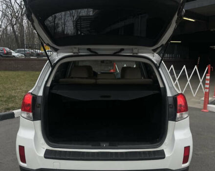 Білий Субару Аутбек, об'ємом двигуна 2.5 л та пробігом 96 тис. км за 9900 $, фото 24 на Automoto.ua