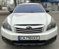 Белый Субару Аутбек, объемом двигателя 2.5 л и пробегом 205 тыс. км за 5999 $, фото 7 на Automoto.ua