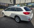 Белый Субару Аутбек, объемом двигателя 0 л и пробегом 290 тыс. км за 5998 $, фото 2 на Automoto.ua