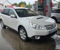 Белый Субару Аутбек, объемом двигателя 0 л и пробегом 290 тыс. км за 5694 $, фото 1 на Automoto.ua