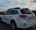Белый Субару Аутбек, объемом двигателя 2.5 л и пробегом 230 тыс. км за 12000 $, фото 3 на Automoto.ua