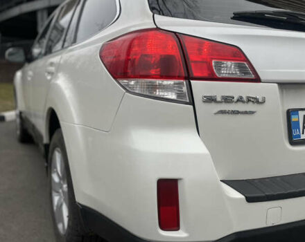Білий Субару Аутбек, об'ємом двигуна 2.5 л та пробігом 96 тис. км за 9900 $, фото 8 на Automoto.ua